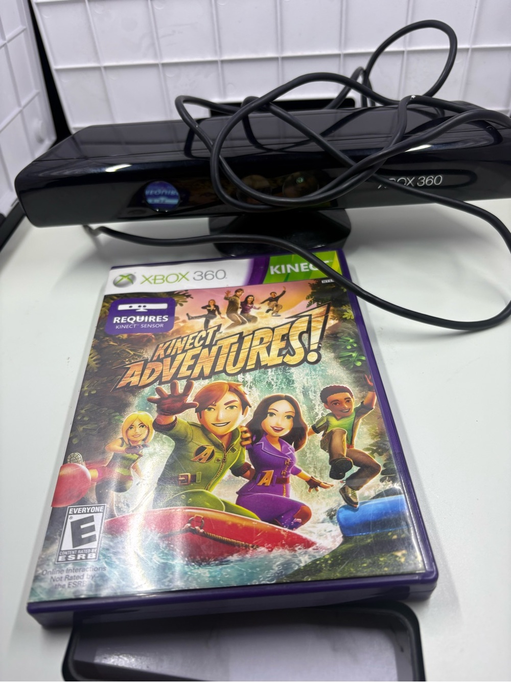 Microsoft Xbox 360 Kinect Sensor with Kinect Adventures! - Black - Picture 2 of 6